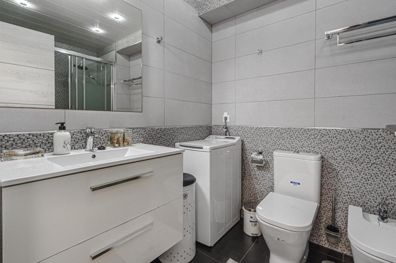 Amazing 3 Bedroom Apartment On The First Line Of The Best Las Americas Beach, Air Conditioner And Terrace Ocean View Playa de las Americas  Ngoại thất bức ảnh