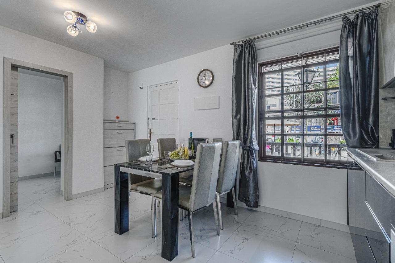 Amazing 3 Bedroom Apartment On The First Line Of The Best Las Americas Beach, Air Conditioner And Terrace Ocean View Playa de las Americas  Ngoại thất bức ảnh
