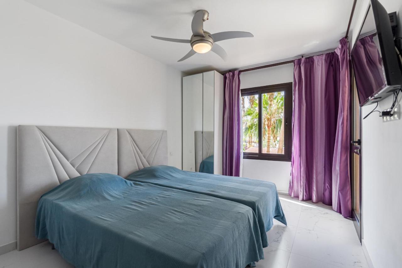 Amazing 3 Bedroom Apartment On The First Line Of The Best Las Americas Beach, Air Conditioner And Terrace Ocean View Playa de las Americas  Ngoại thất bức ảnh